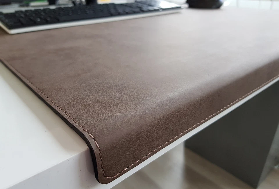 PROFI MATS PM Gewinkelte Schreibtischunterlage Nubuk Kunst Leder 60 x 38 Braun