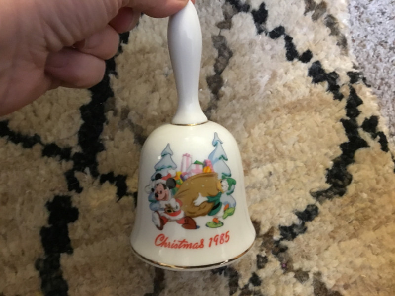 Disney Christmas Bell 1985 “Christmas Eve” Fairfield Collectors Berenstain Bears