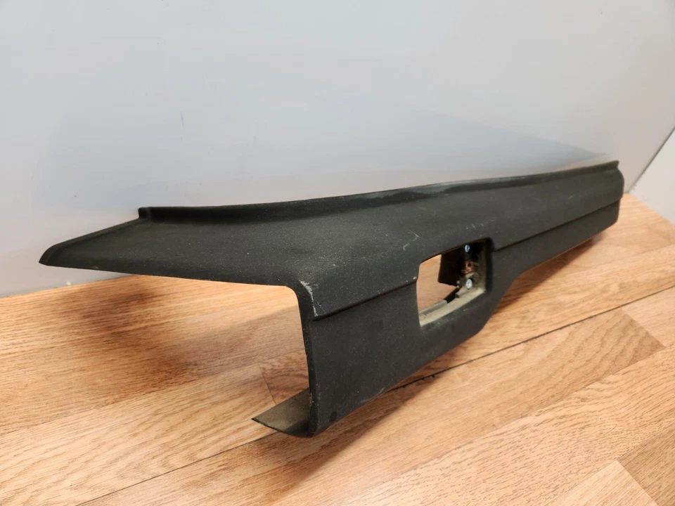 ✅ 82-88 OEM BMW E28 528e 535 Rear Bumper Passenger Side Top Plastic Cover Trim * - Image 3 of 4