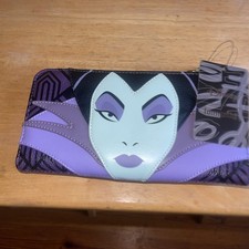 Cartera Larga Loungefly Maléfica Bella Durmiente 8 en Negro Púrpura