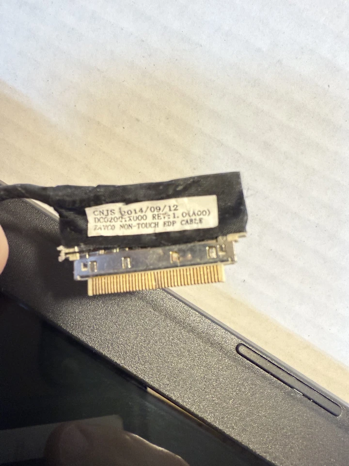 Dell Inspiron 15.6" 15 5547 OEM Laptop Glossy HD LCD Screen Complete Assembly - Image 2 of 4