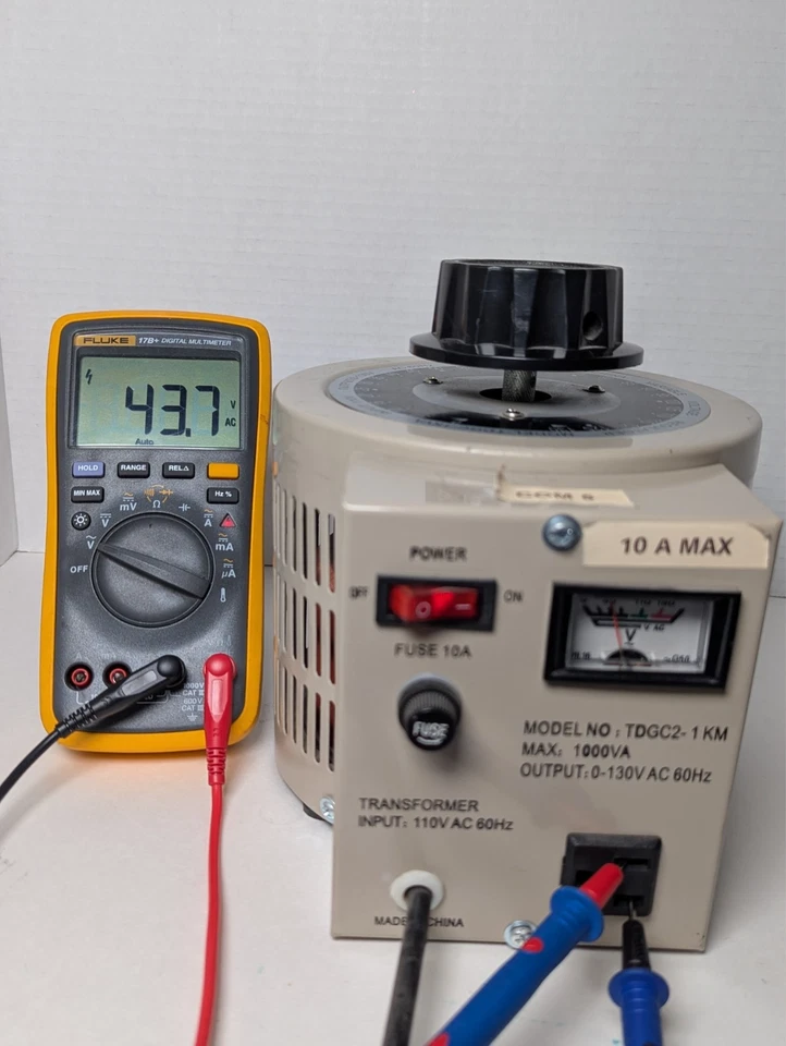 Transformador variável TDGC2 – 1KM 1000VA saída CA 10A - Imagem 2 de 4