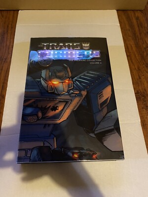 The Transformers Premiere Collection Vol. 2 HC IDW Soundwave Wheelie Optimus