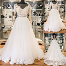 Vintage Long Sleeves V Neck Wedding Dresses Lace Appliques Tulle Bridal Gowns