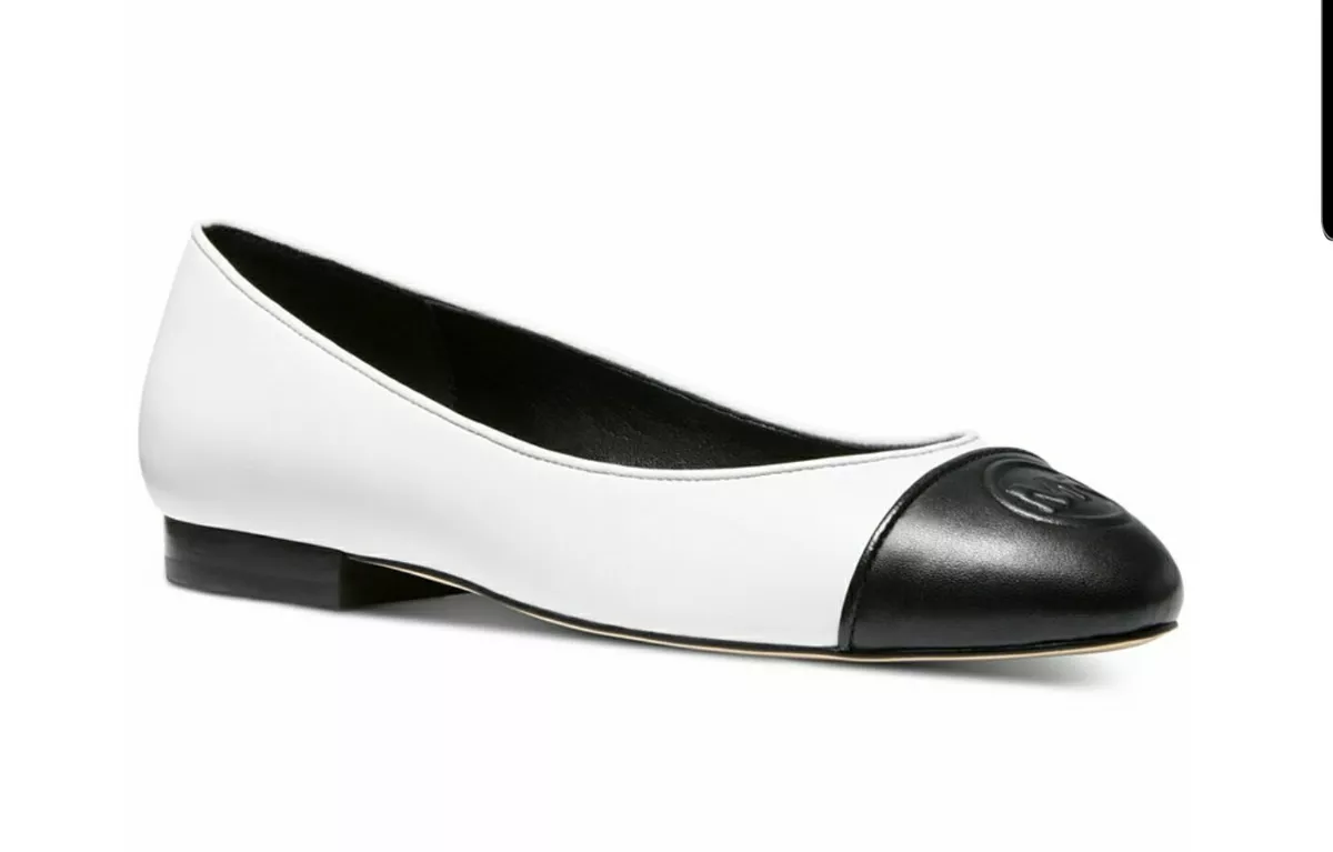 120 NEW SIZE 5.5 Optic White Black Michael KORS Dylan Ballet