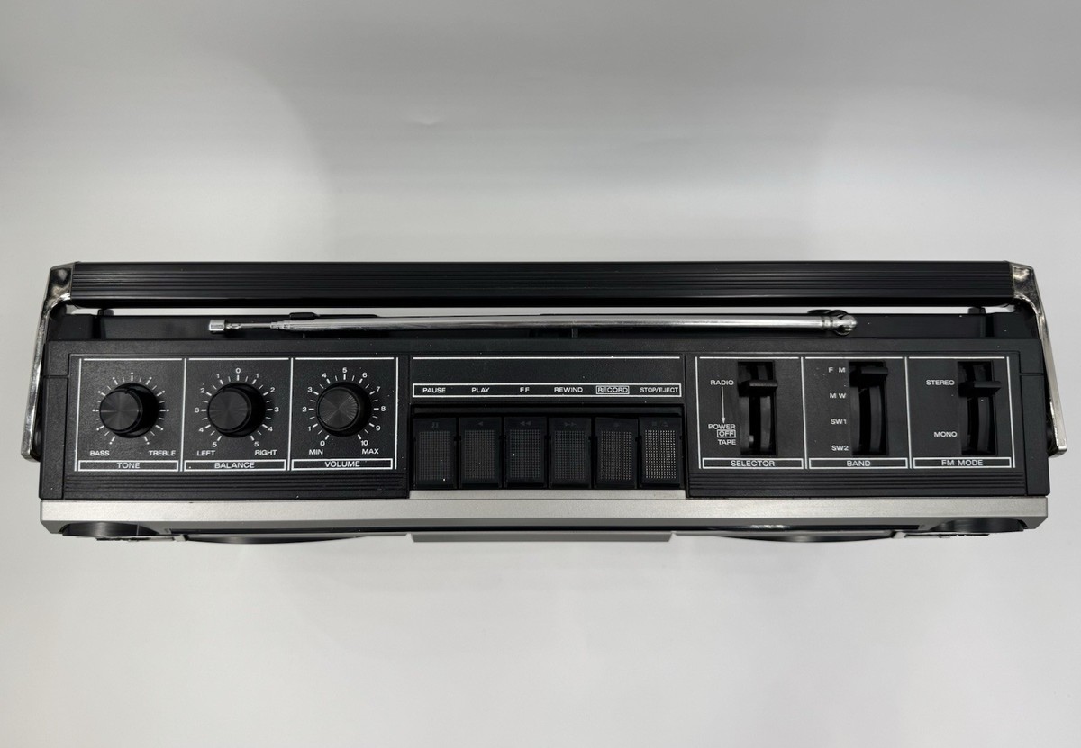 National RX-340 カセットプレーヤー ジャンク品 National RX-340 カセットプレーヤー ジャンク品