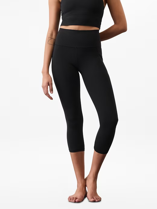 Athleta Salutation Stash High Rise Capri – Best-Selling Comfort & Style