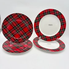 Mikasa Christmas Tartan Plaid Dinner and Salad Plates Set Red Green Holiday