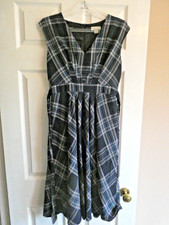ladies preowned monsoon dress size 12 v neck sleevelss blue check