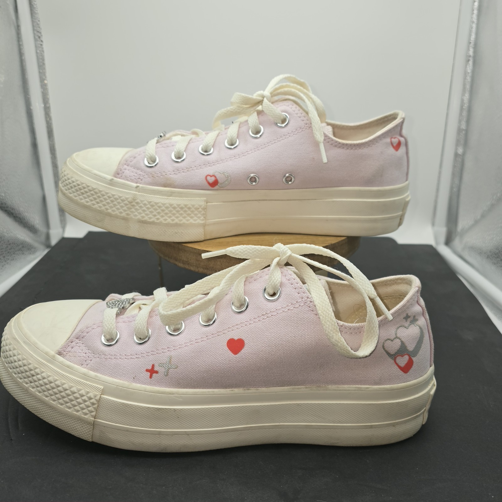 Converse Chuck Taylor All Star Women's Low Platform Sneakers Lilac Heart Size 9 thumbnail 5