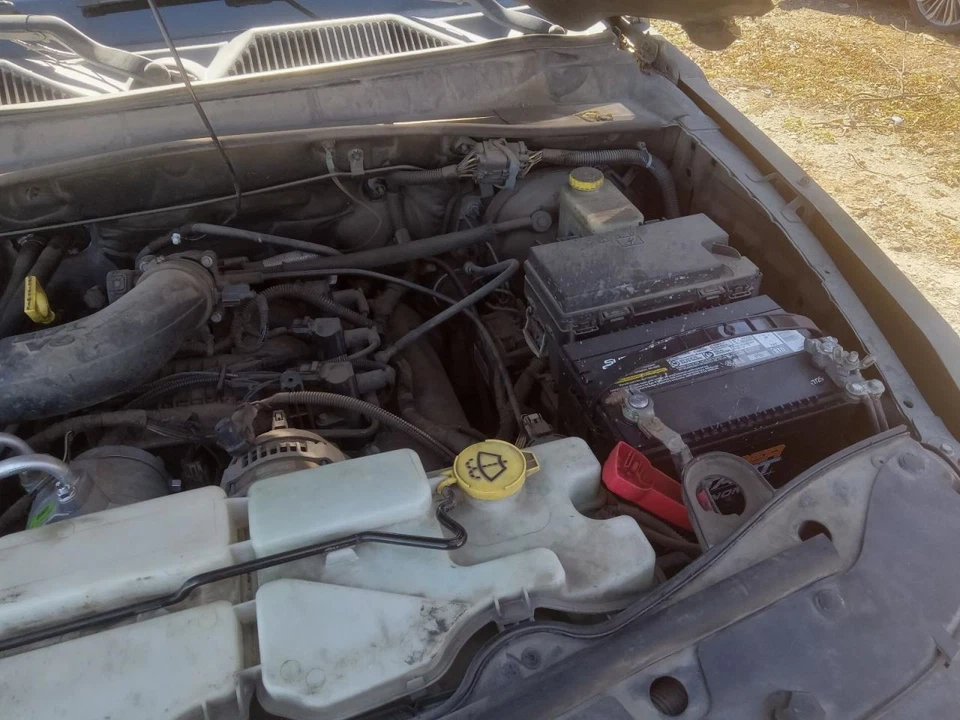 (LOCAL PICKUP ONLY) Trunk/Hatch/Tailgate Light Tint Glass Fits 08-12 LIBERTY 615 - Image 3 of 4