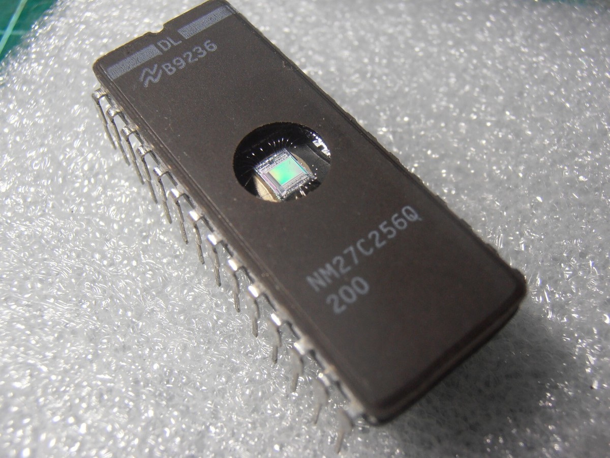National NM27C256Q-150 32Kx8-Bit 256K Memory UV-EPROM Speicher - Foto 6