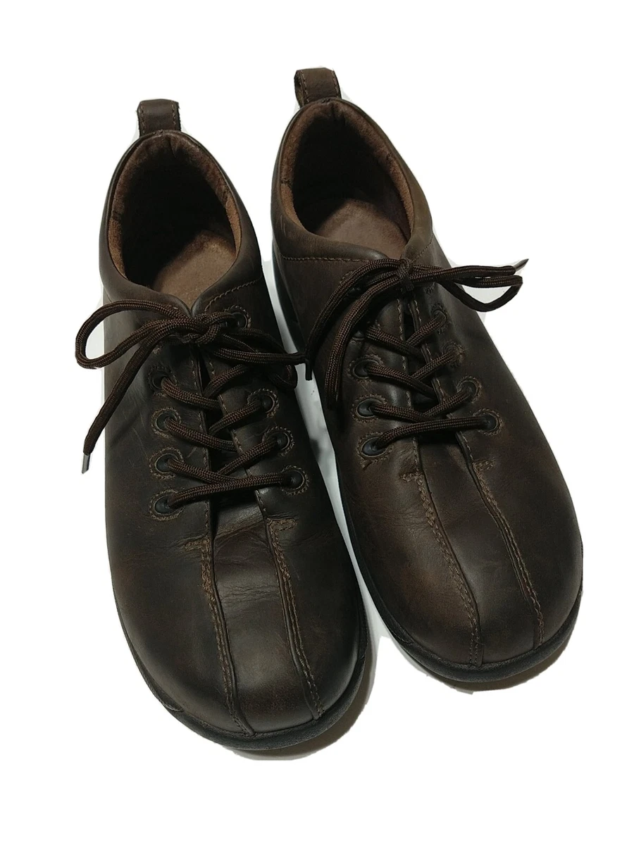 Dansko lace hotsell up clogs