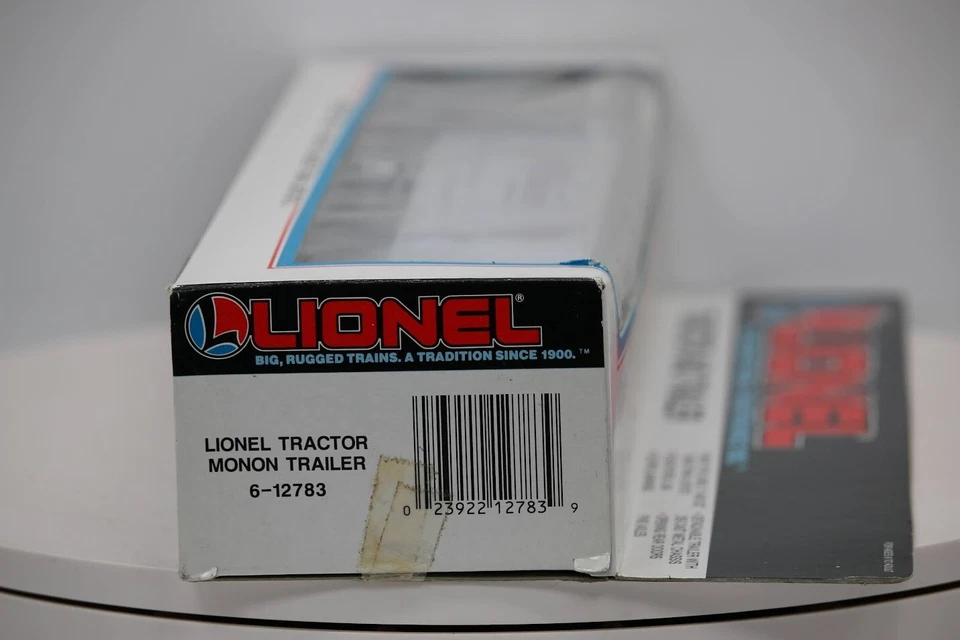LIONEL DIE-CAST TRACTOR MONON TRAILER 6-12783 - Image 4 of 4