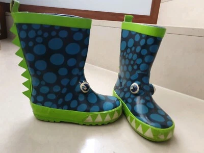 crocodile rain boots