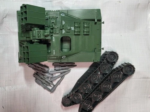 GI Joe WOLVERINE 1983 Tank Vehicle w Rocket Launcher G-27