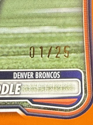 Jaylen Waddle Topps Bowman 2026 Orange #68 Denver Broncos 01/25 First On Print - Afbeelding 2 van 3