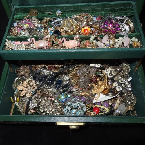 vintage Jewel Box w/key, Costume Jewelry, Wearable + Craft or Repair