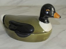 Terrine en barbotine, Signé Michel Caugant en forme de canard