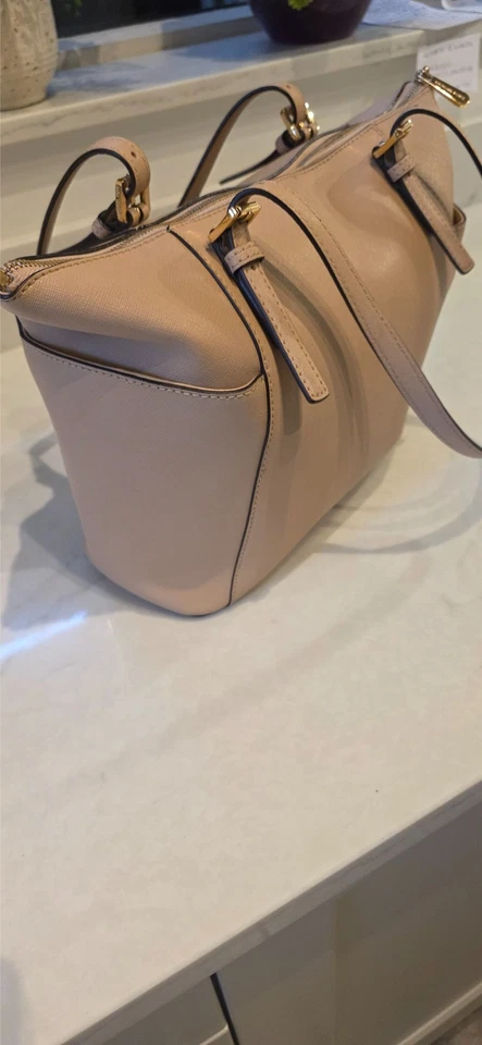 Michael Kors Jet Set Tote Handbag, photo 4 of 5