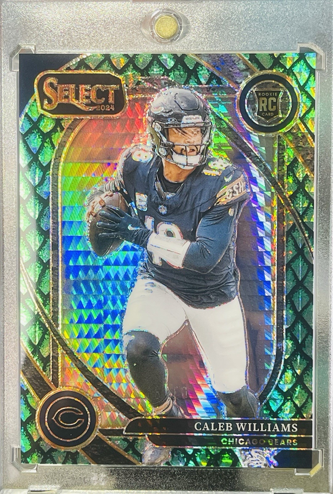 💥2024 Panini Select Club Level Caleb Williams Dragon Scale Prizm /81 (RC)