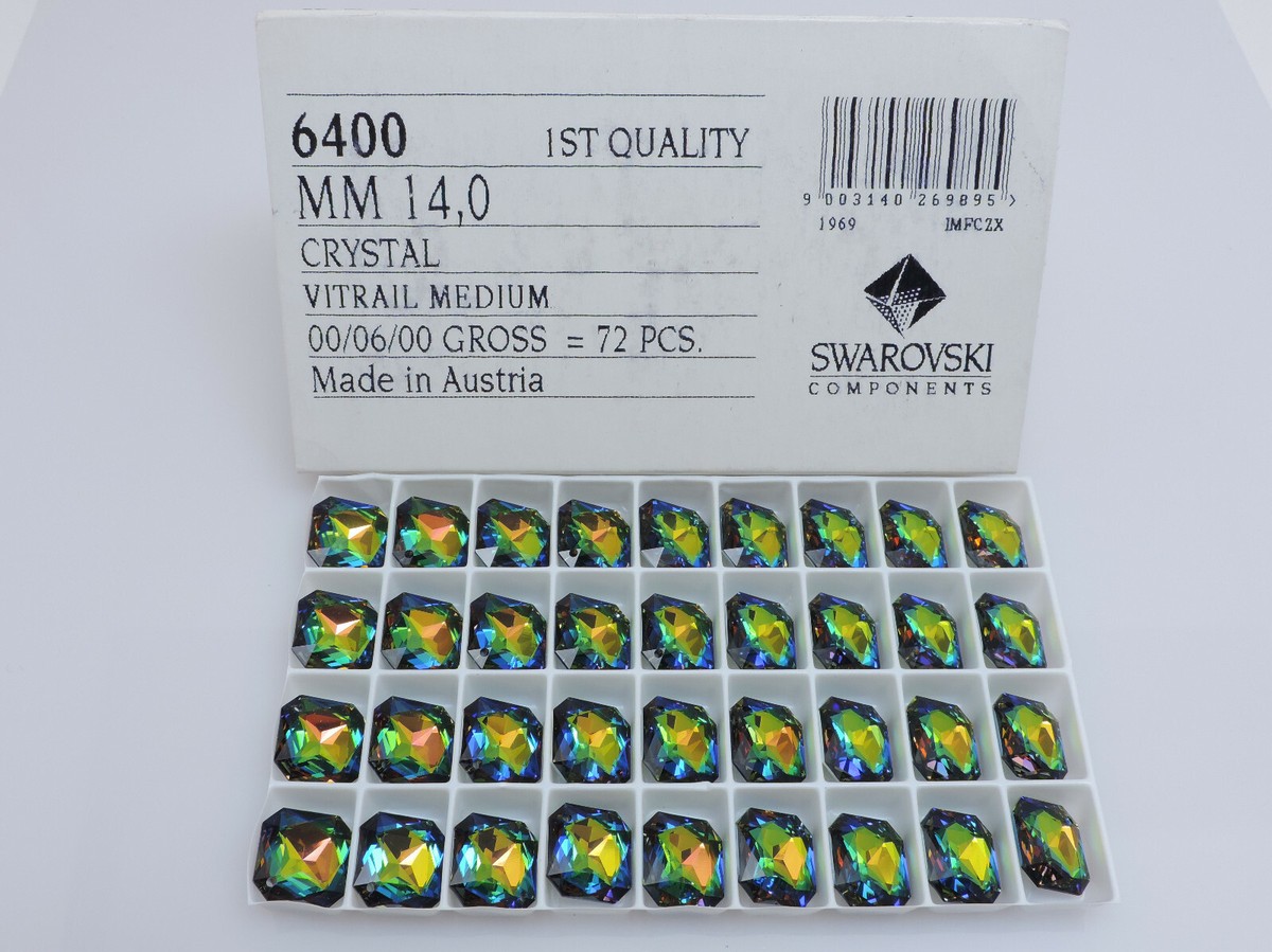 ののの③ 2 Pcs. SWAROVSKI® 6400 Vitrail Medium 14MM Vintage Pendant, Cats