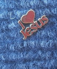 I LOVE HEART JESUS LAPEL PIN NICE COLLECTABLE OR GIFT
