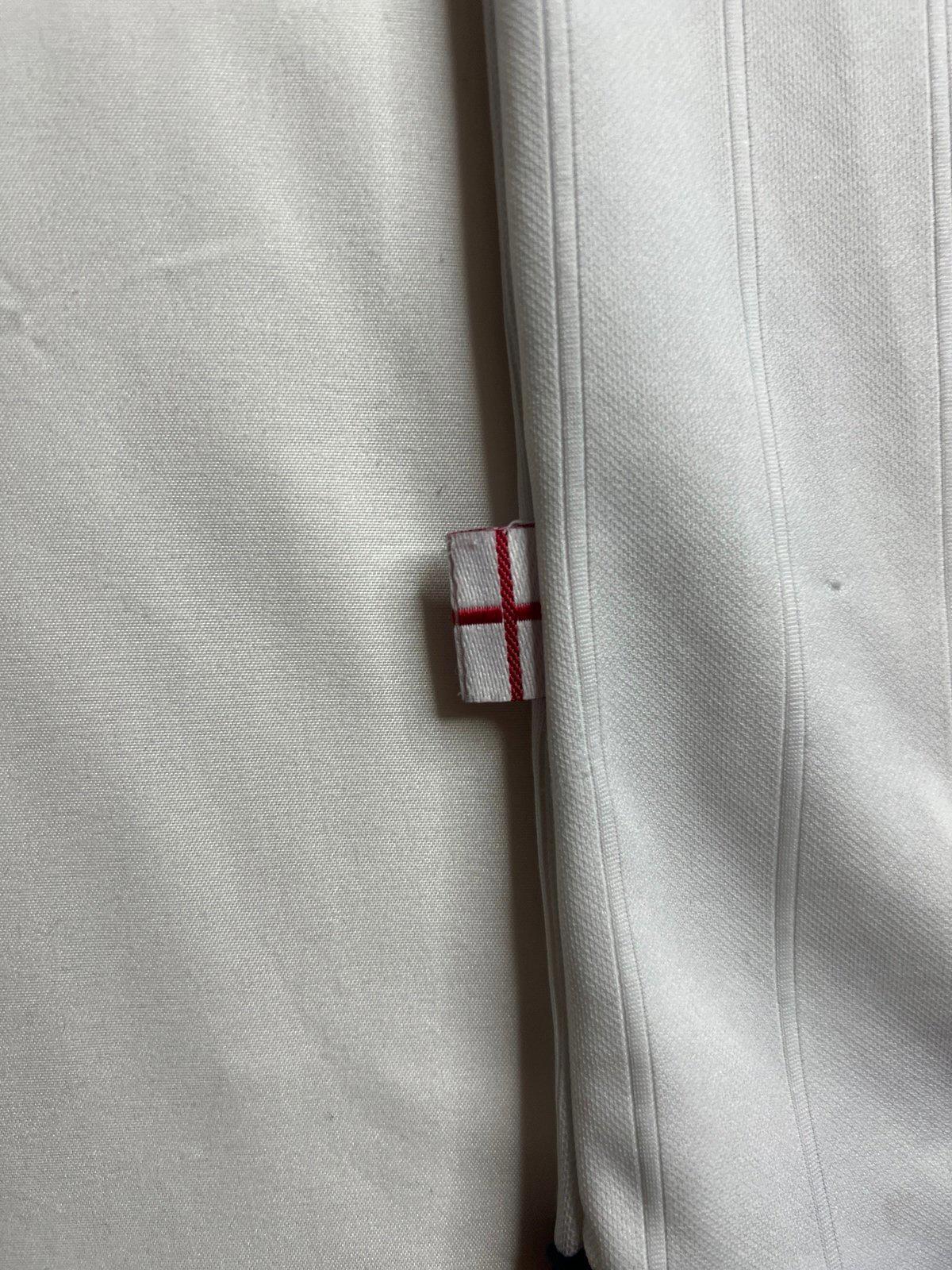Picture 6 of 11