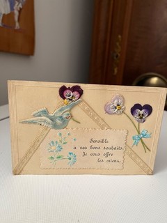 CPA EN RELIEF PENSEES EN TISSU COLOMBE JOLI RUBAN TISSU PETITE CARTE MARGUERITES