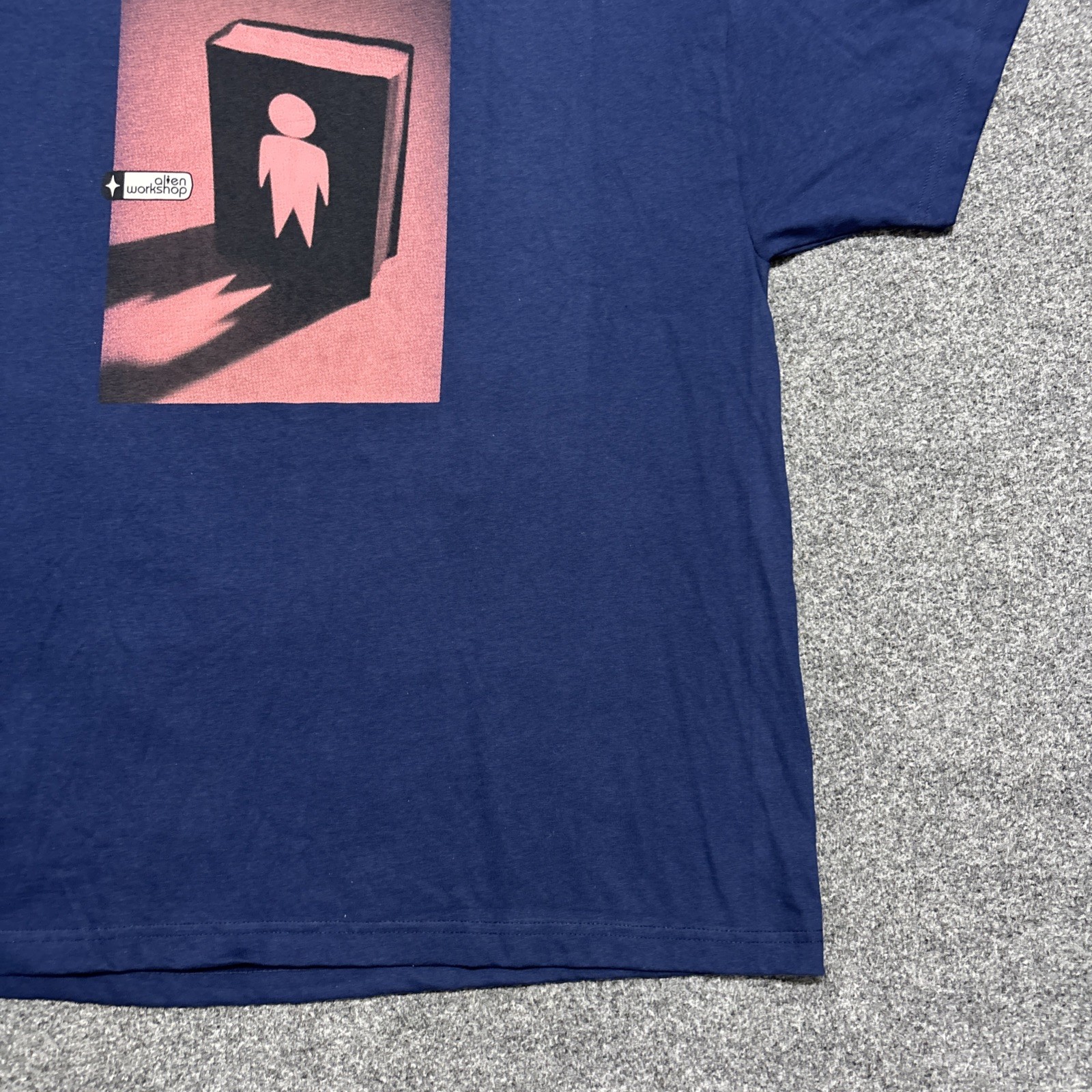 Alíen Workshop Good Book Tee Extra Large Navy Blu… - image 5