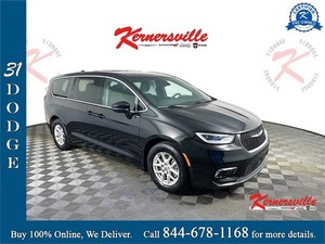 2023 Chrysler Pacifica Touring