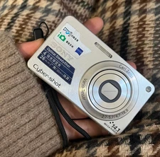 Sony Cyber-shot DSC-W350 14.1MP Compact CCD Digital Camera Work well