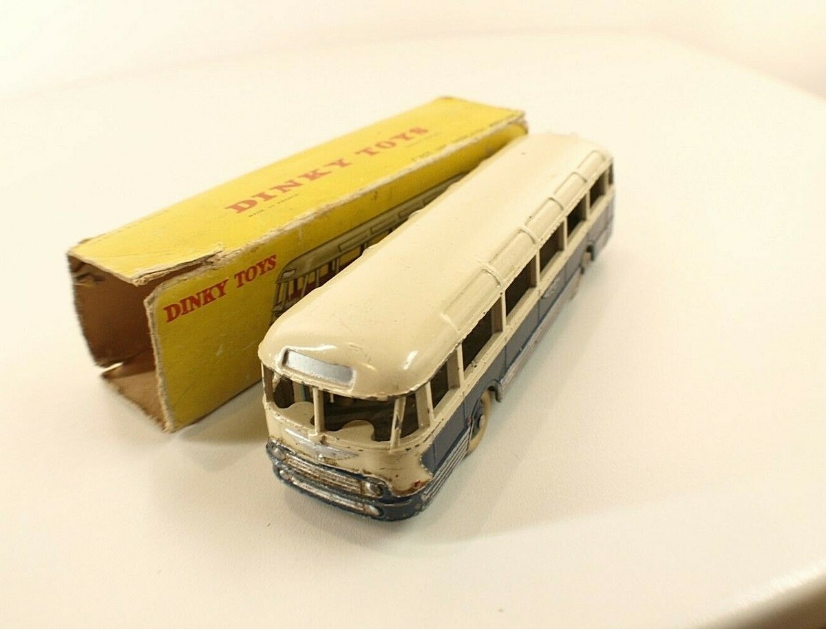 Autocar Chausson - Dinky Toys 29F France in Box *56970