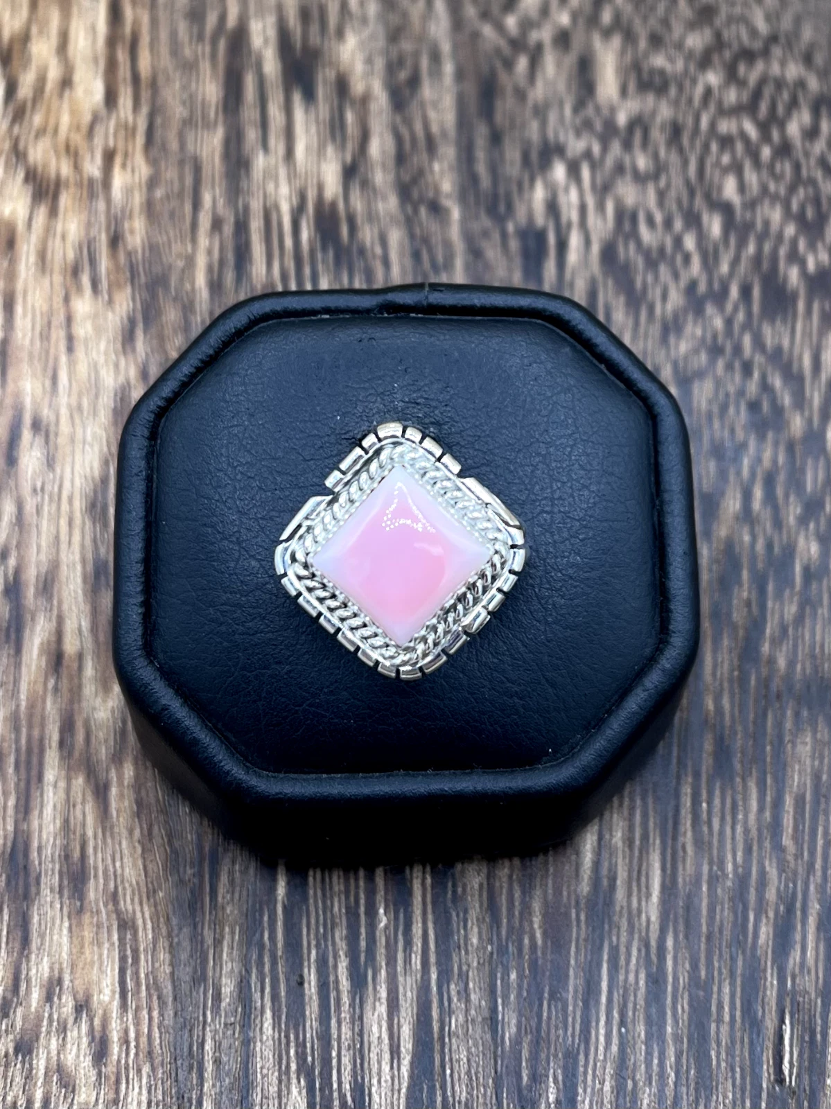 s-l1600 Navajo Handmade Sterling Silver Pink Conch Shell Band Rings By Peggy Skeets