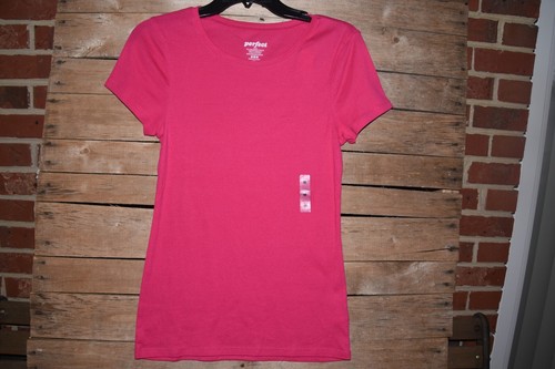Hot Pink Old Navy round neck shirt NWT Size Medium - Picture 5 of 5