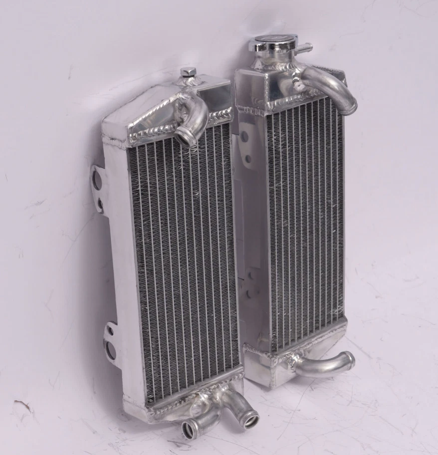 LS-NEW Aluminum Radiator FOR 1998-2003 KTM 250/300/380 SX/SXS/EGS/EXC/MXC (L+R) - Image 3 of 4