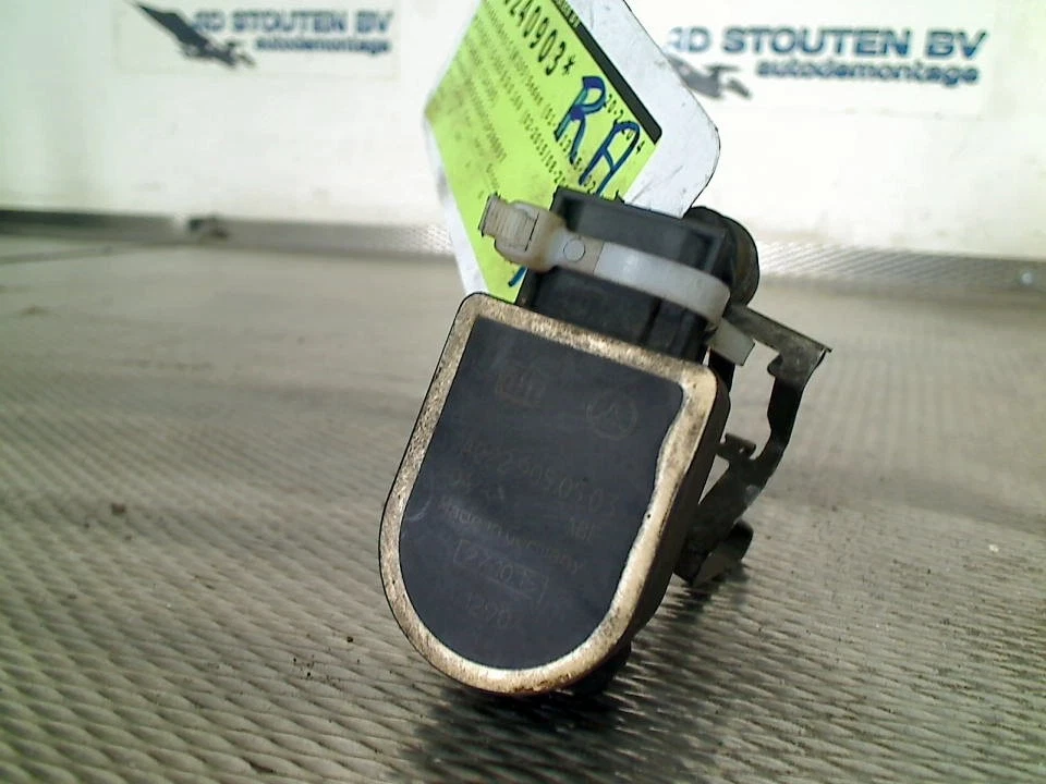 SENSOR NIVEL 40AH 40AH Mercedes-Benz C (W205) 2015 A2229050503 / a2229050503 Foto 3 de 4