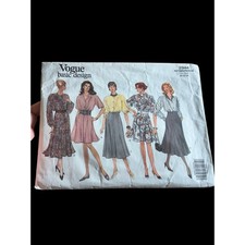 Vogue 2944 Misses/Misses Petite Dress Sewing Pattern Size 8-10-12
