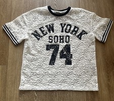 River Island Girls T-shirt. Size 7/8 New York SOHO  