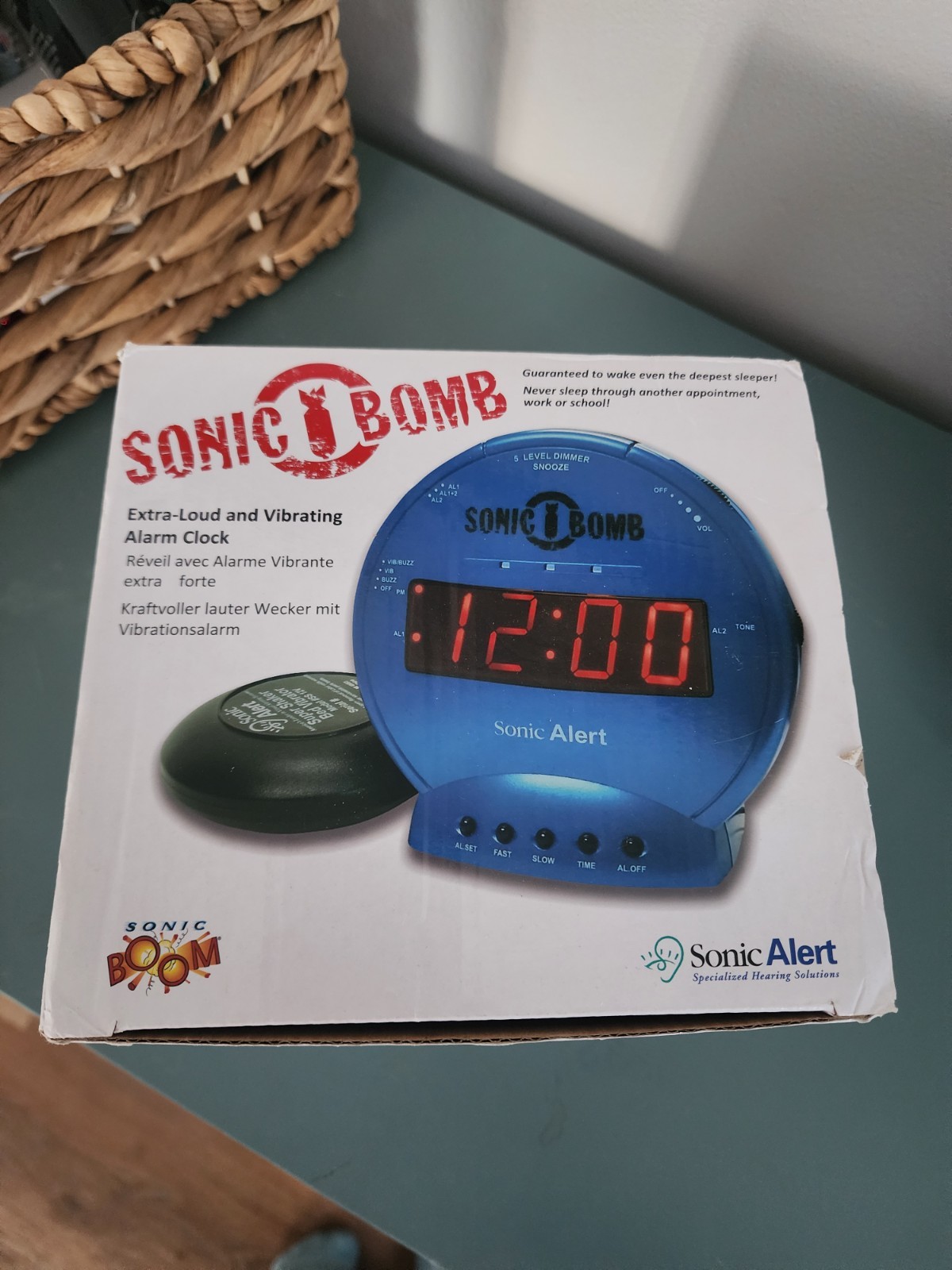 With Bed Shaker Blue (new In Box)