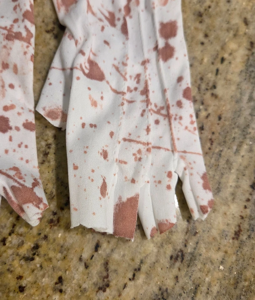 Fingerless White Fake Bloody Gloves Art the Clown Costume Pennywise One Size - Image 3 of 4