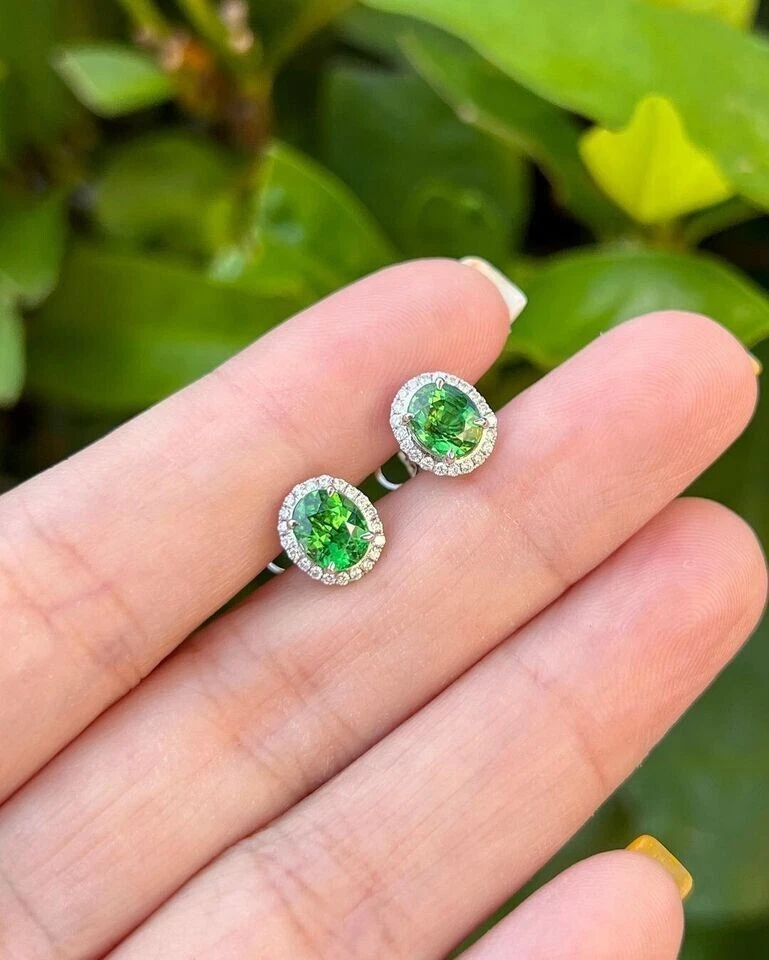 2.40Ct Oval Natural Green Garnet (Tsavorite) Diamond Earring Stud 14K White Gold - Image 2 of 4