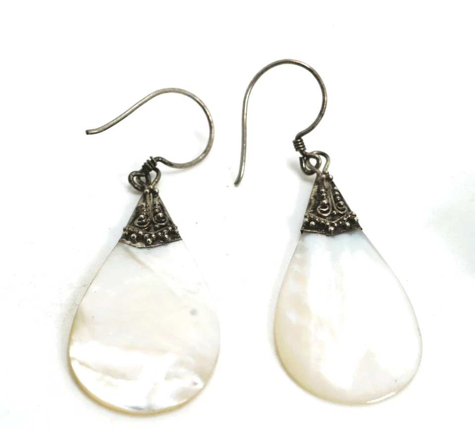 Lot of 7 Pairs Sterling Silver Pearl Earrings - Image 4 of 4