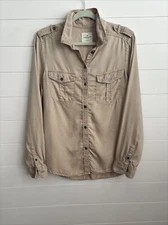 American Eagal Outfitters Boyfriend For Medium Button Up Long Sleeve Shirt Pink