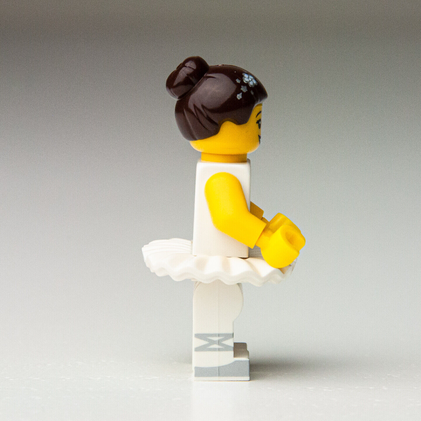 LEGO BALLERINA DANCER SERIES 15 TUTU DANCE SWAN LAKE MINIFIGURE 71011