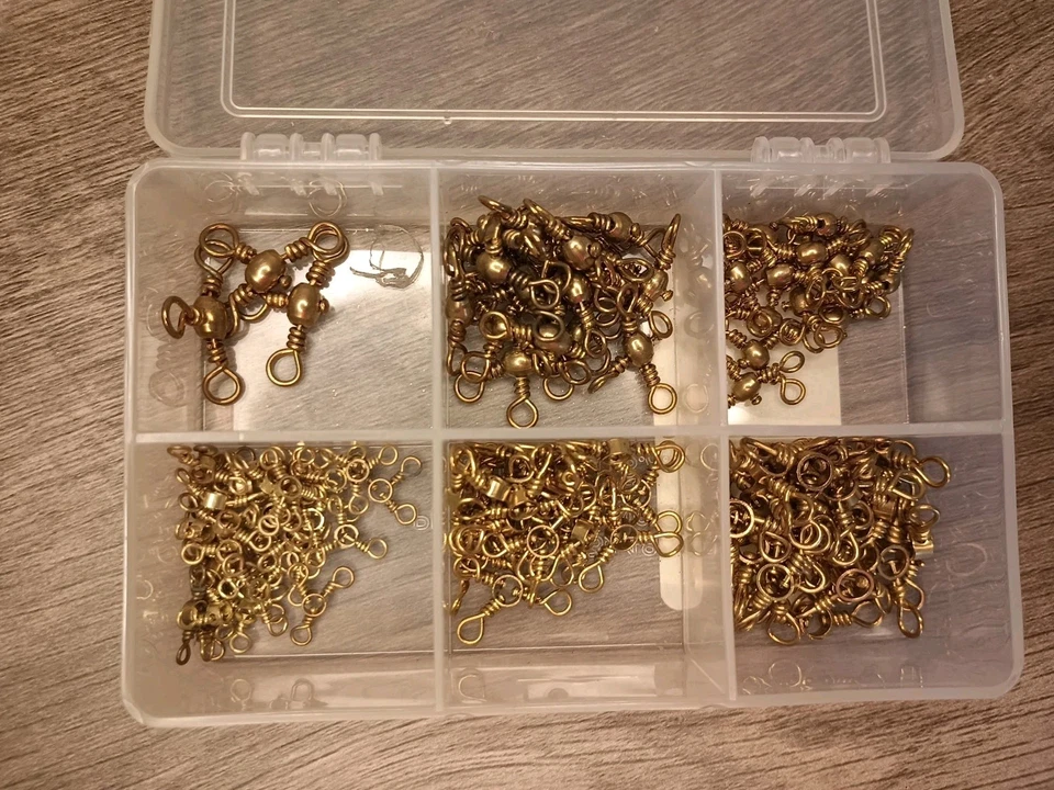 100 más PIEZAS Señuelos de Pesca Suaves Plantillas Twisters Ganchos Silicona Cebo, Lubina, Walleye Foto 4 de 4