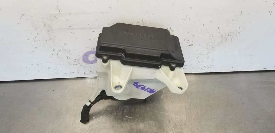 CAJA DE FUSIBLES MOTOR MERCEDES BENZ AMG C63S W205 18 4,0 L 2055402328 Foto 2 de 4