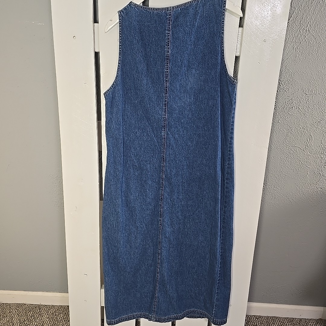 Picture 2 of 6