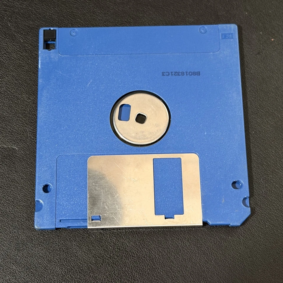 Vintage The Hunt For Red October Amiga Game DataSoft 1984 3.5" Floppy Disk Only - Image 2 of 2