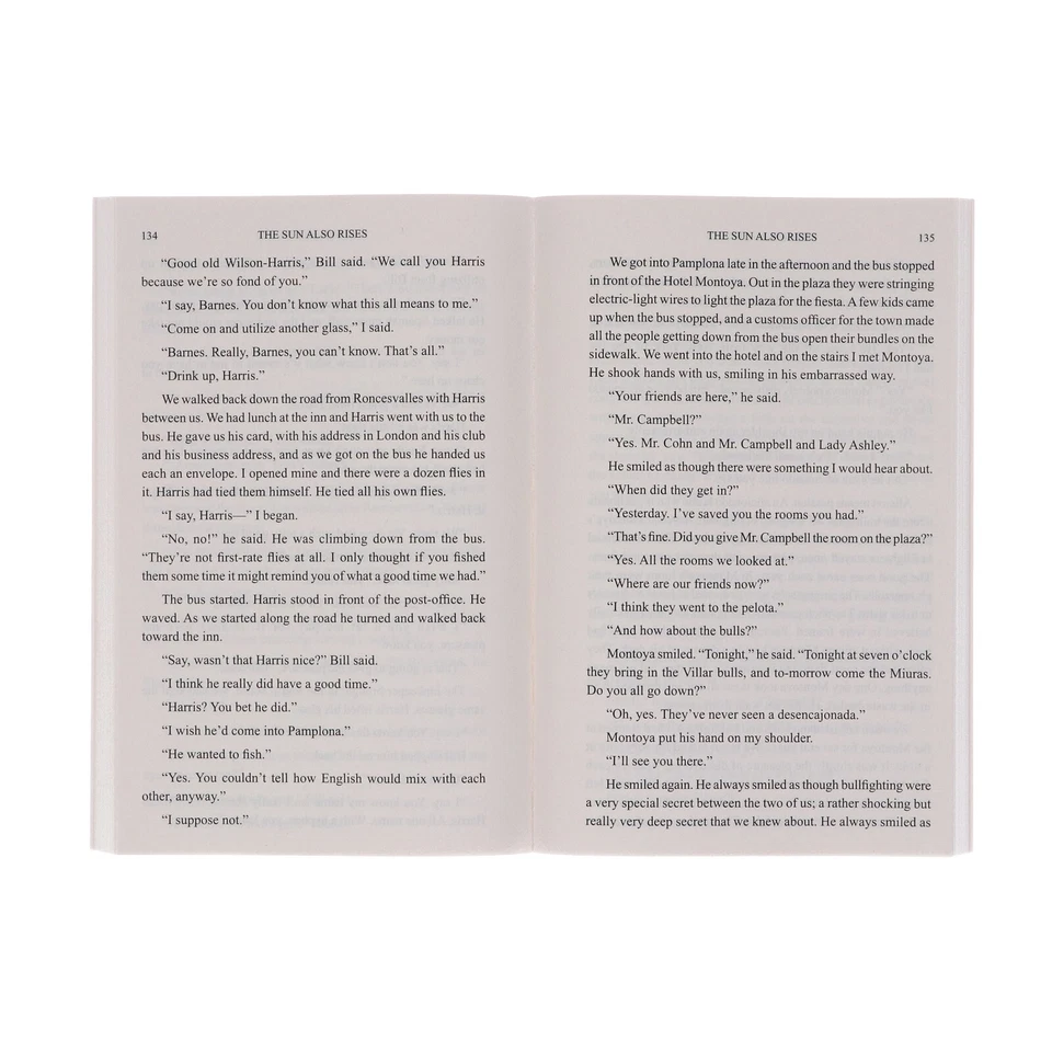 Ernest Hemingway 6 Books Collection Box Set - Non Fiction - Paperback - Image 4 of 4